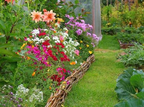 Beautiful Flower Garden Ideas