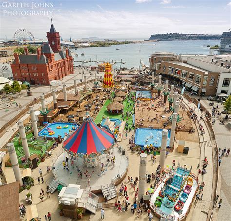 Cardiff Bay: Urban Beach – Gareth Johns Photography