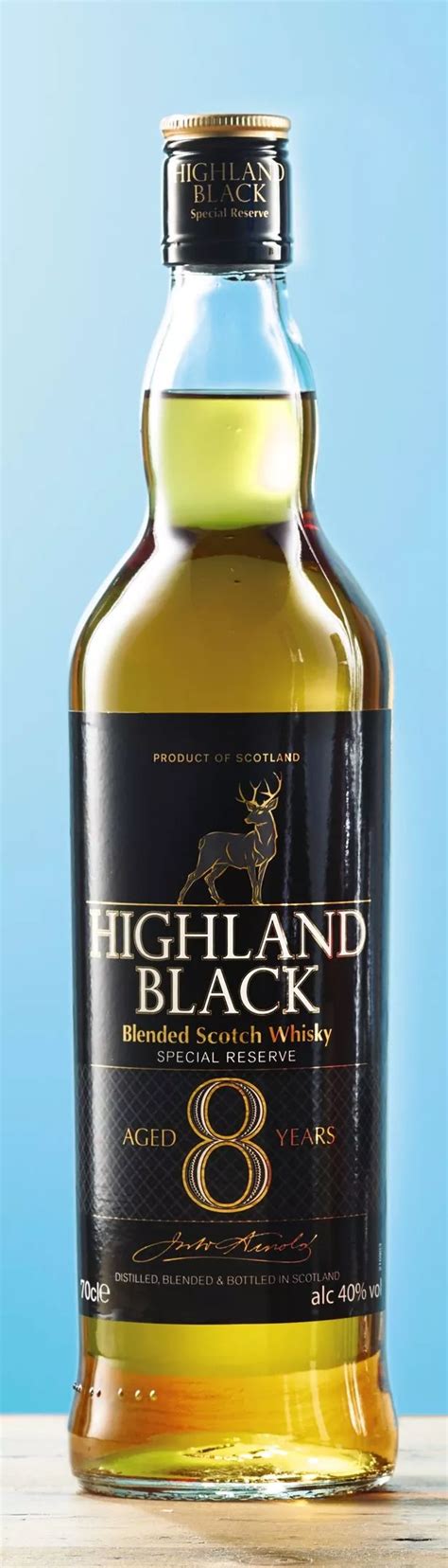 This £12.99 bottle of whisky from Aldi has just won a top award ...