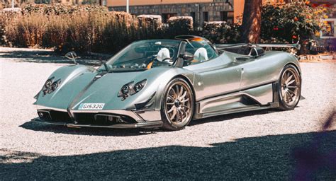 Pagani Zonda F Roadster Engine