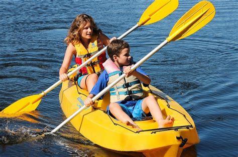 10 Benefits of Kayaking That Everyone Should Know | WavesChamp