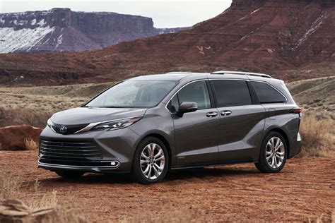 2021 Toyota Sienna Is All-New, All-Hybrid And As Cool As Minivans Get ...