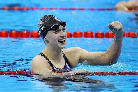 How many world records does Katie Ledecky still have?