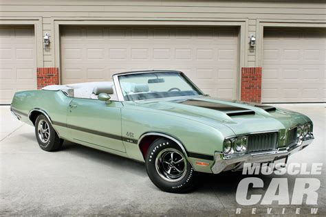 1970 Oldsmobile 442 - Ultimate Olds - Muscle Car Review