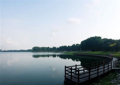 Beware of restless souls and pontianak sightings at Bedok Reservoir ...