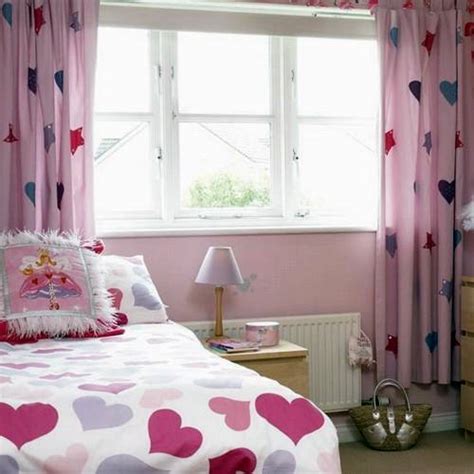 Modern Furniture: 2013 Girls' Room Curtains Design Ideas