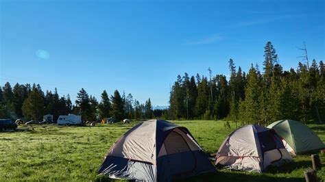 How to Plan an Epic RV Trip to Yellowstone