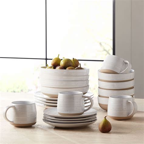 Better Homes & Gardens- Abott White Round Stoneware 16-Piece Dinnerware ...