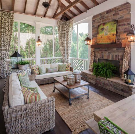 38 Amazingly cozy and relaxing screened porch design ideas