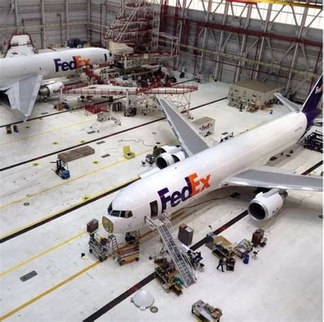 36 best FedEx Planes & Trucks images on Pinterest | Aircraft, Airplane ...