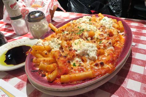 simply inter nos: EAT | BUCA DI BEPPO