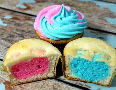 Gender Reveal Cupcakes - Teaspoon Of Goodness