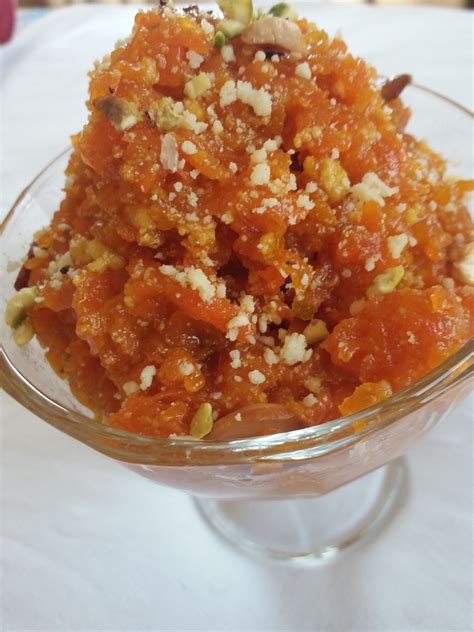 Carrot Halwa with Instant Khoya – Chitra's Recipes