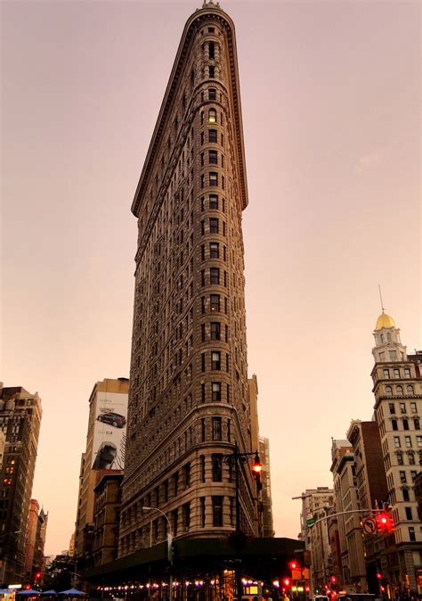 13 Iconic New York Landmarks During Day And Night