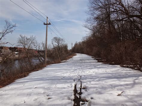 double d mountain runner: Methuen Rail Trail