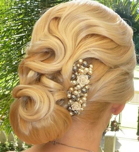 Updo Hair Model - Vintage Bridal Side Updo Hairstyle #804062 - Weddbook