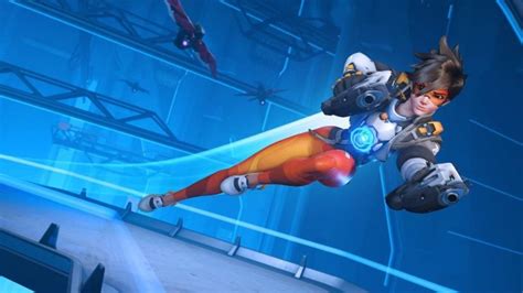 Overwatch 2 Tracer guide - Tips, Strategies, Counters and more - Gamepur