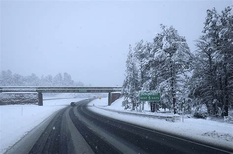 Flagstaff closing in on near-record January snowfall total | The Daily ...