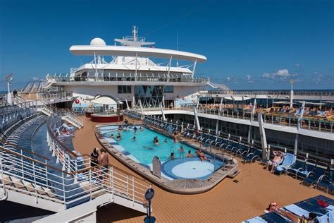 Main Pool on Royal Caribbean Oasis of the Seas Cruise Ship - Cruise Critic