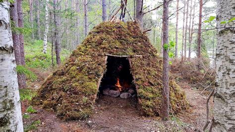 Building a Tipi / Wickiup Long Term Bushcraft Shelter | Sweden 2019 ...