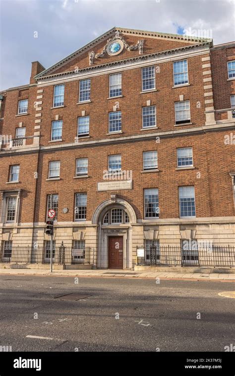 A vertical shot of the National Maternity Hospital at Holles Street in ...