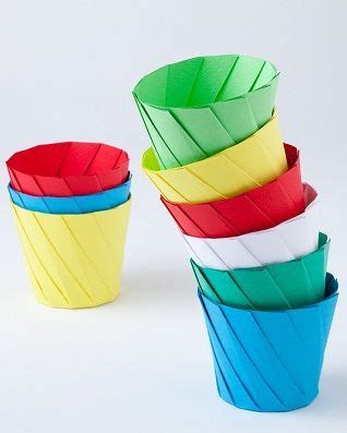 Origami Cups that fold open into a plate. | Cajas de origami, Flores de ...