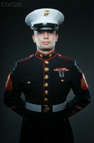 United States Marine Dress Uniform | Marines dress blues, Military ...