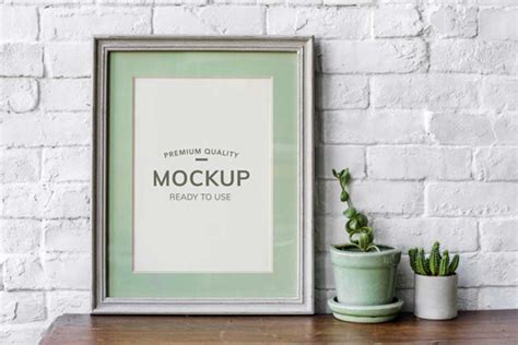 Download This Free Photo Frame Mockup In PSD - Designhooks