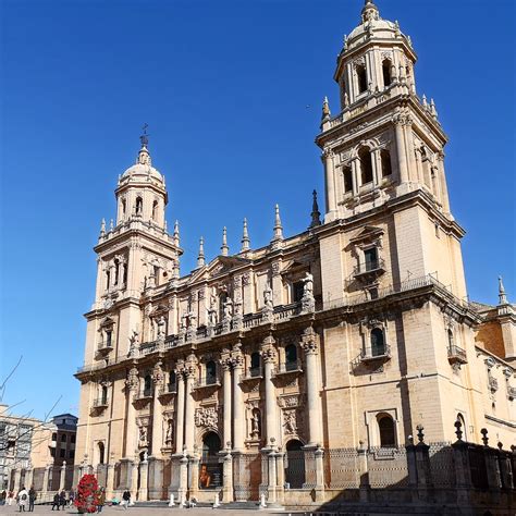 Jaén Cathedral | Tapas in the Sun