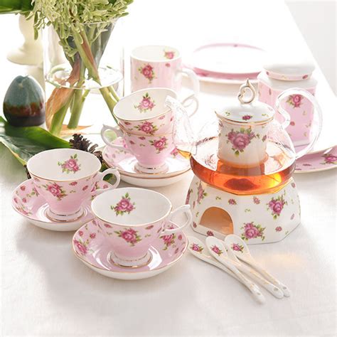 Elegant Floral Tea Set - ApolloBox