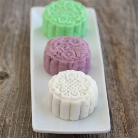 Snow skin mooncake - Alchetron, The Free Social Encyclopedia