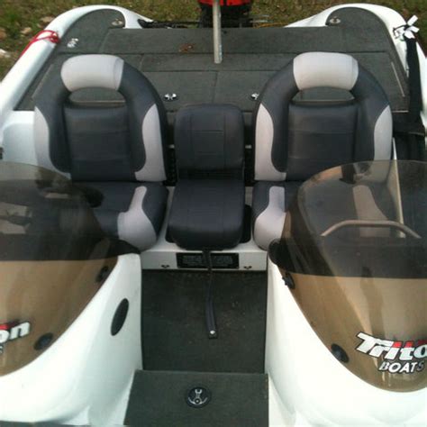 Replacement Triton Boat Seats | BassBoatSeats.com