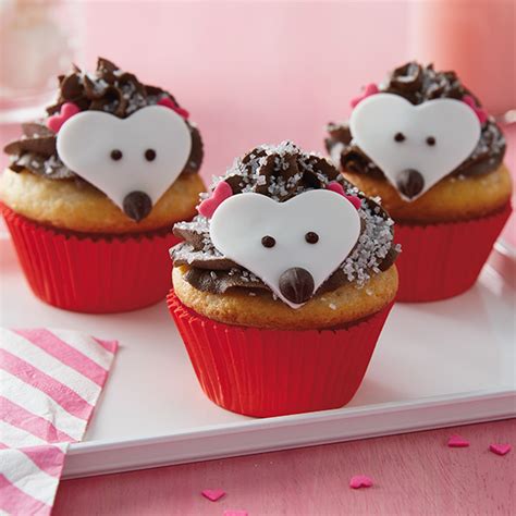 Hedgehog cupcakes | Hallmark Ideas & Inspiration