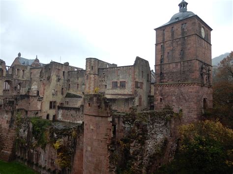 EXPLORING HEIDELBERG CASTLE - Passage For Two