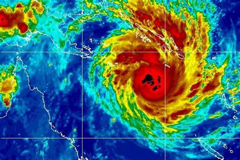 Peter Campbell's blog: Tropical cyclone Yasi - Australia's worst cyclone?