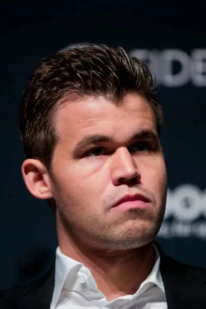 Magnus Carlsen Net Worth ,Height,Age,Family - Biography