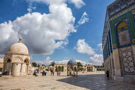 How to Visit Temple Mount and Dome of the Rock | Earth Trekkers