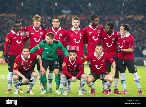 The players of Hannover 96 pose for a picture before the UEFA Europa ...