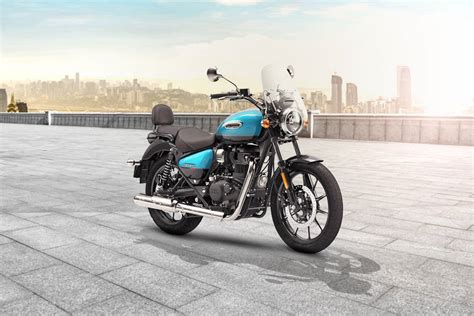 Royal Enfield Meteor 350 Supernova Price, Images, Mileage, Specs & Features