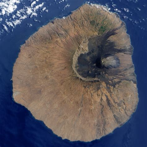 File:Fogo, Cape Verde Islands.jpg - Wikimedia Commons