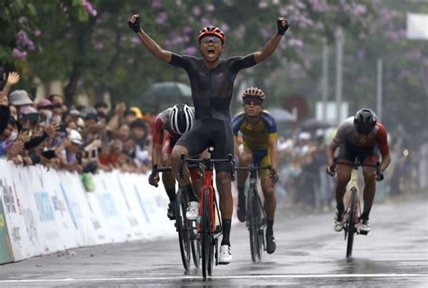 Cycling: SEA Games: Nur Aiman bags gold in cycling road race shock win ...