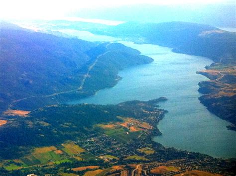 Flying down the old Okanagan, BC in Canada... I miss it already ...