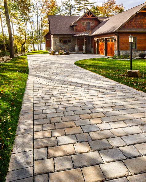 8 Stunning Options for Driveway Pavers