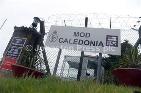 24079995-PIC PHIL WILKINSON. TSPL JOHNSTON PRESS HMS CALEDONIA , ROSYTH ...