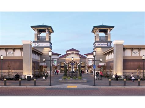 Traffic Alert: San Francisco Premium Outlets Grand Opening | Livermore ...