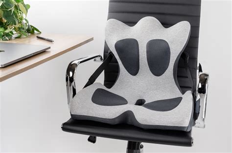 Ergonomic seat cushion is a doctor-designed lifeline for your lower ...