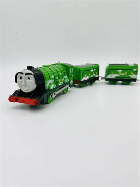 THOMAS & FRIENDS Flying Scotsman & Tenders Trackmaster Motorized Engine ...