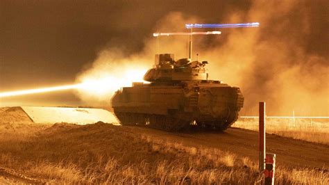 Ukraine Is Getting More Bradley Fighting Vehicles to Battle Putin's ...