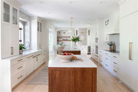 Remodel Stories: A Modern Classic with Double Kitchen Islands - Dura ...