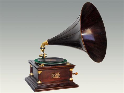 antique phonographs - Google Search | Phonograph, Antiques, Word adventure